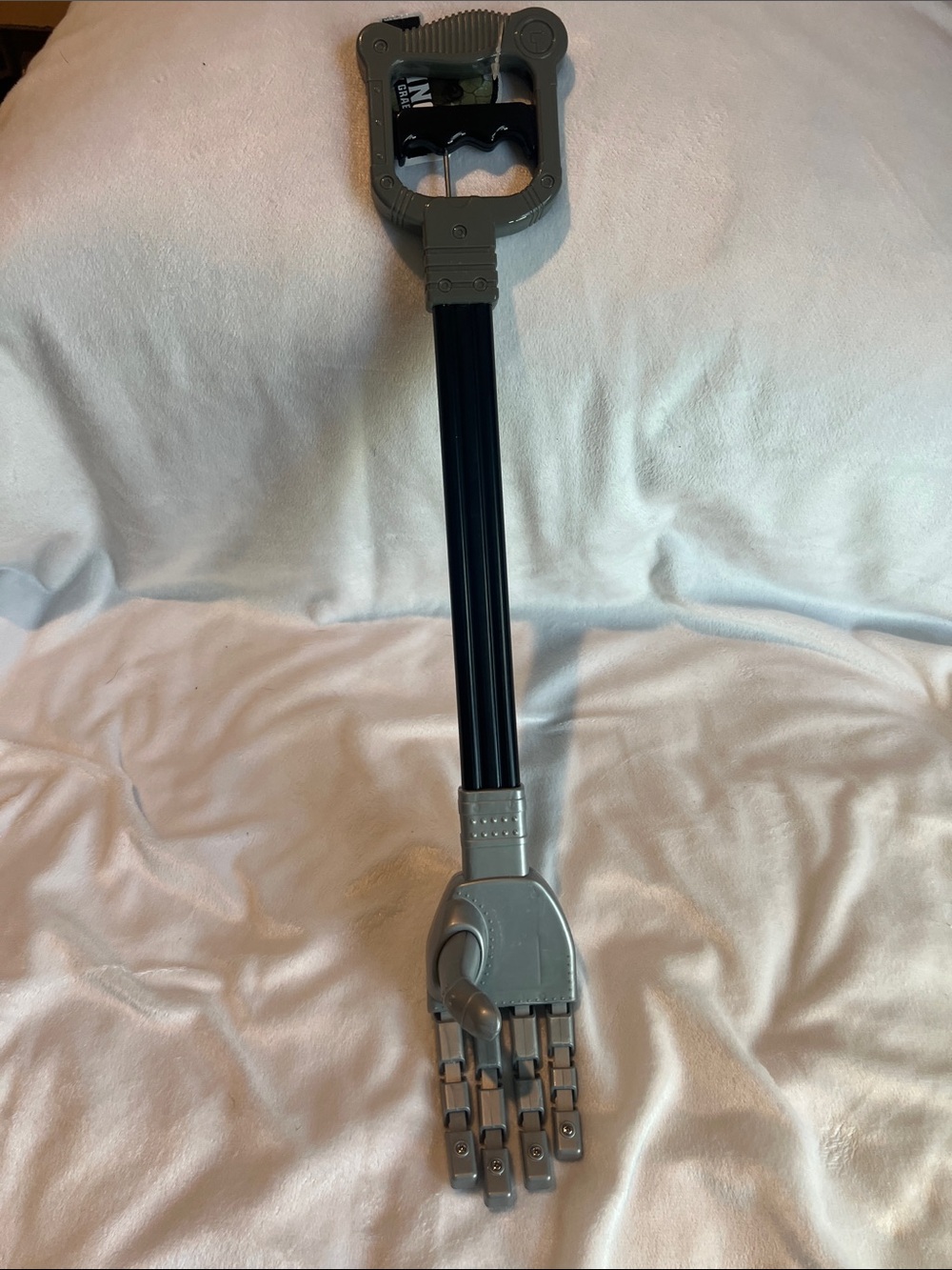 Kids Dino Claw Grabber R Silver and Black